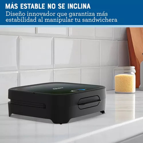 Sandwichera Oster® Compacta Con Platos Hondos Ckstsm400